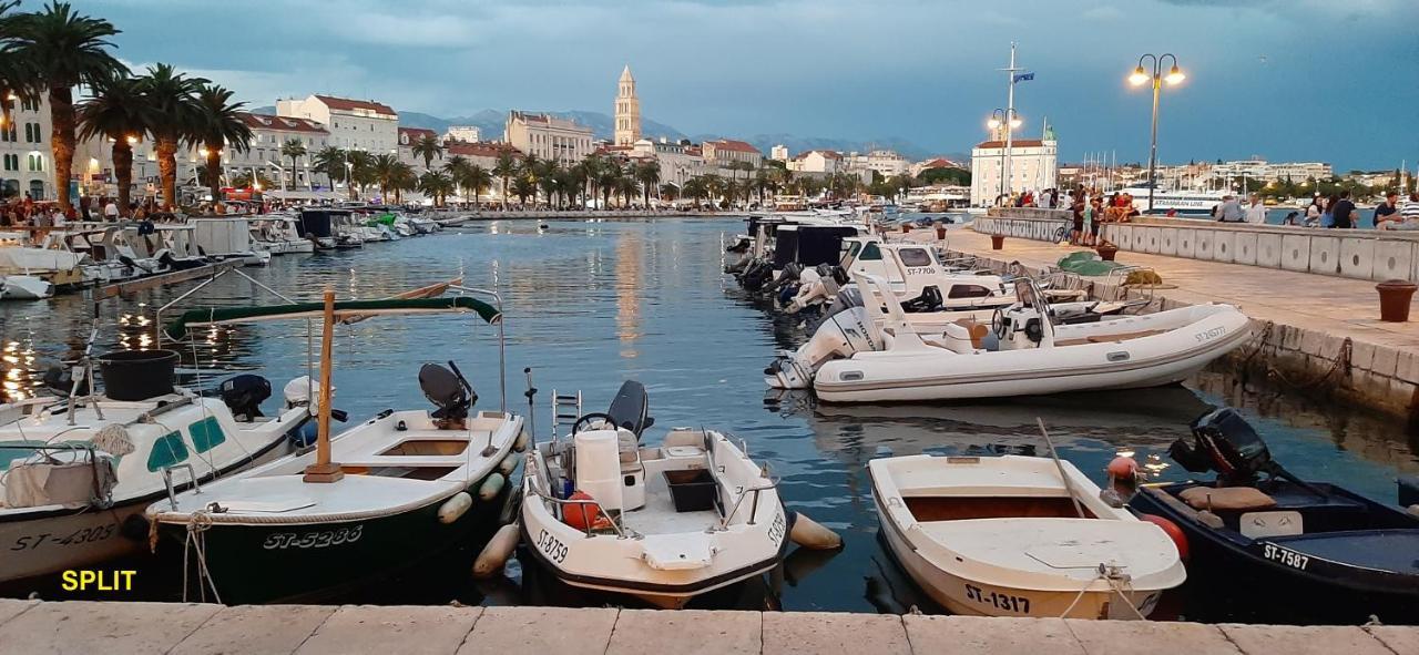 Apartments Infinitas Trogir Bagian luar foto