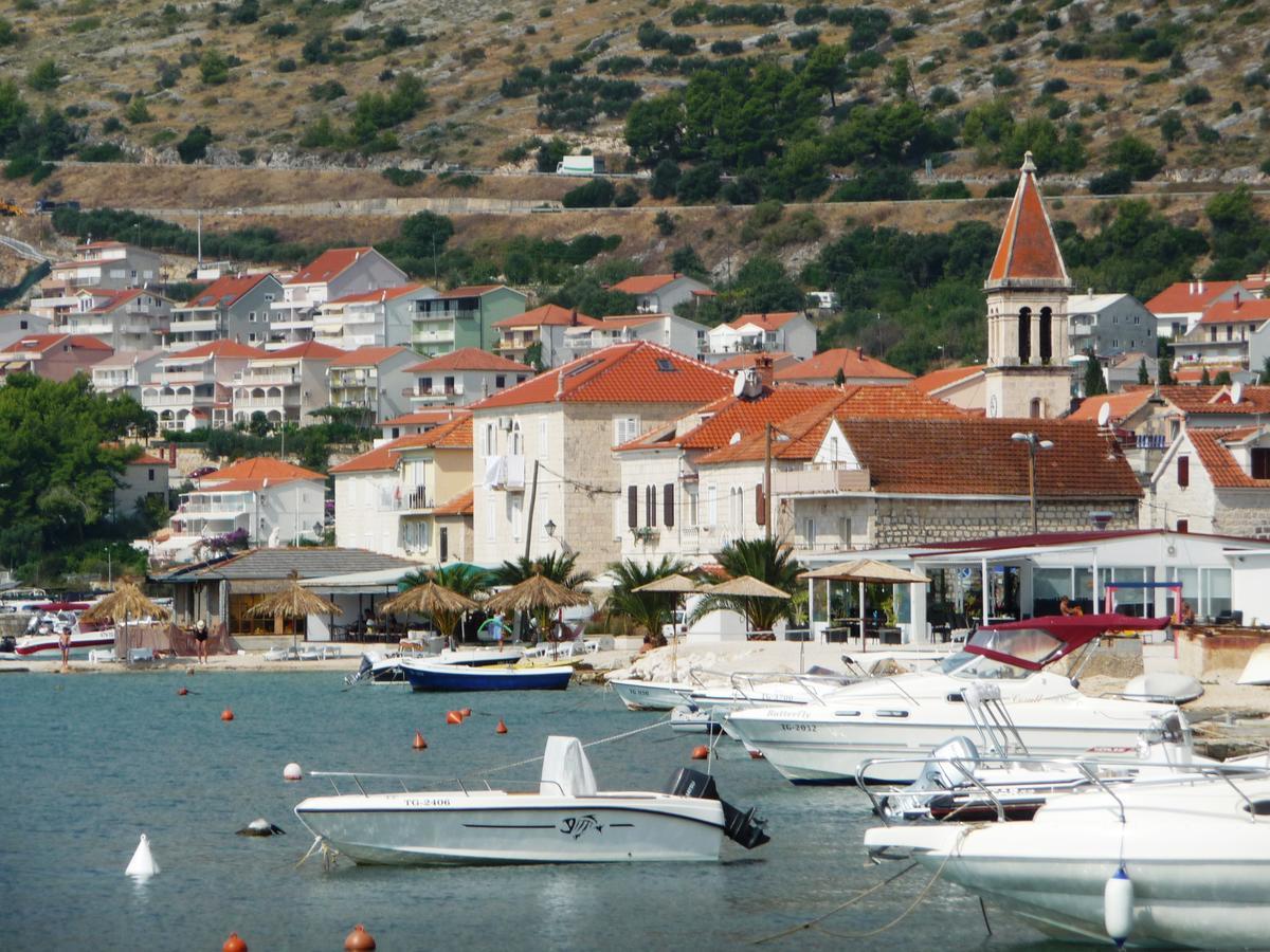 Apartments Infinitas Trogir Bagian luar foto