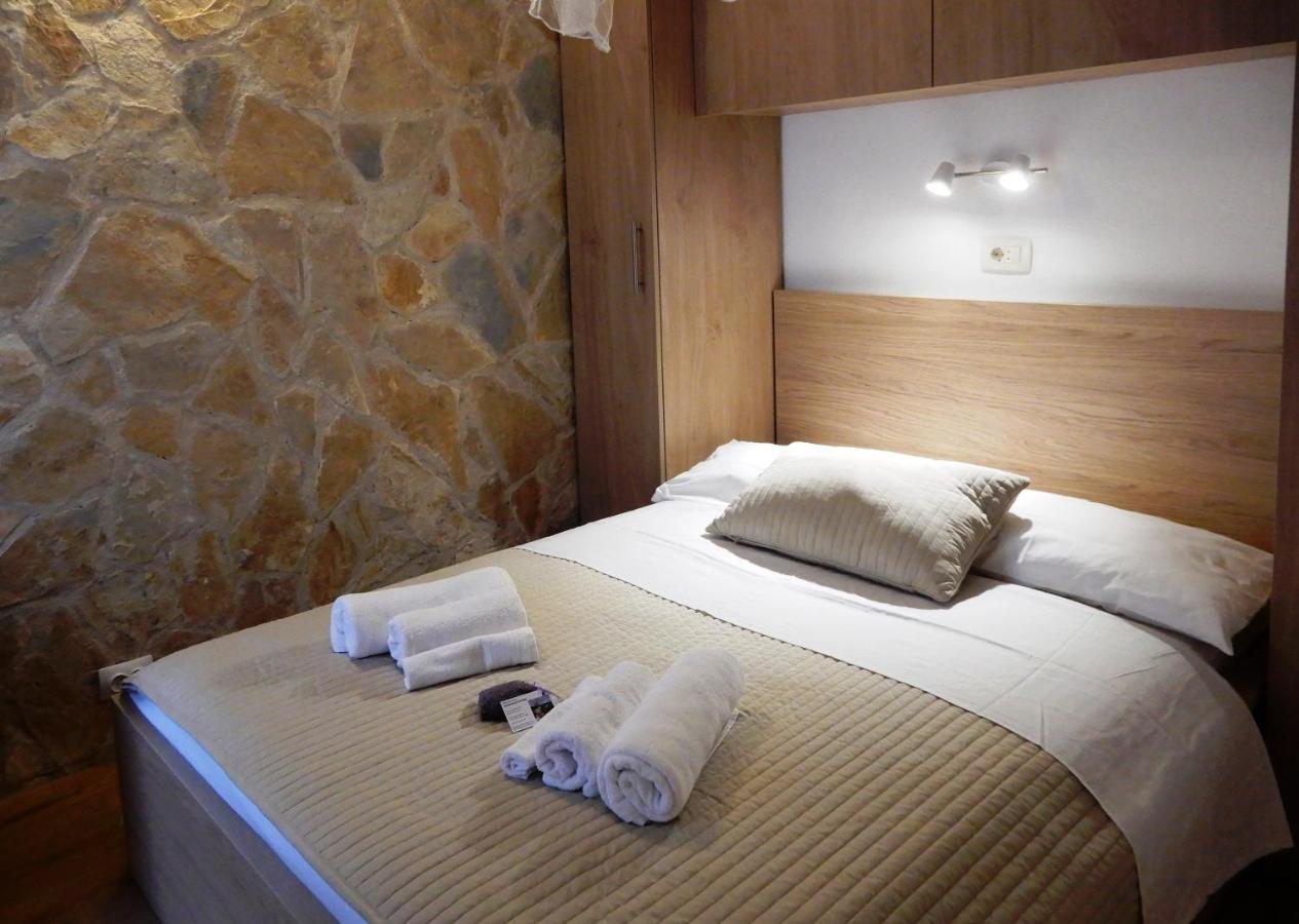 Apartments Infinitas Trogir Bagian luar foto